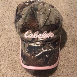 Cabelas hat